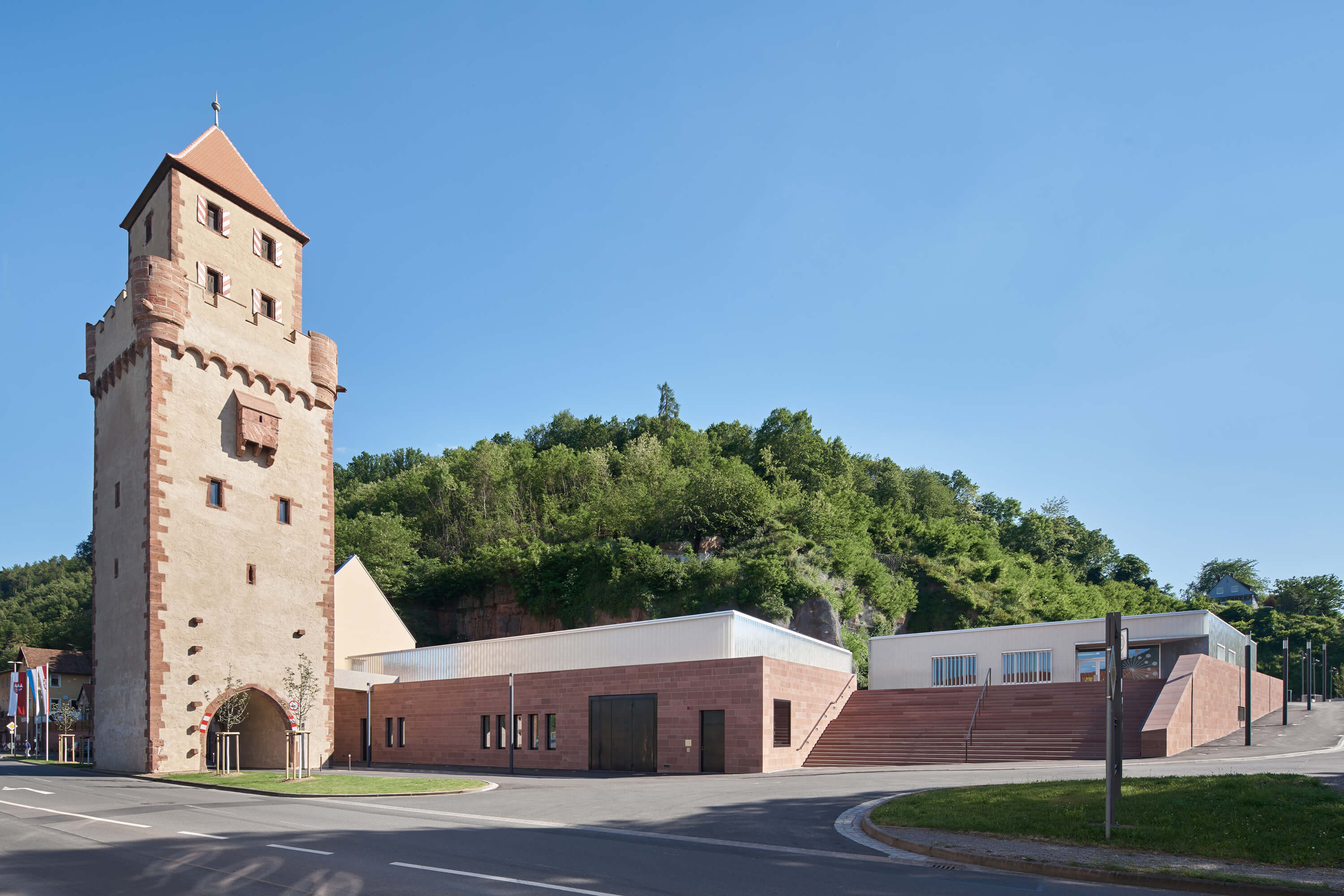 Mainzer Tor Museumsdepot, Stadtarchiv und Jugendzentrum / Projekte